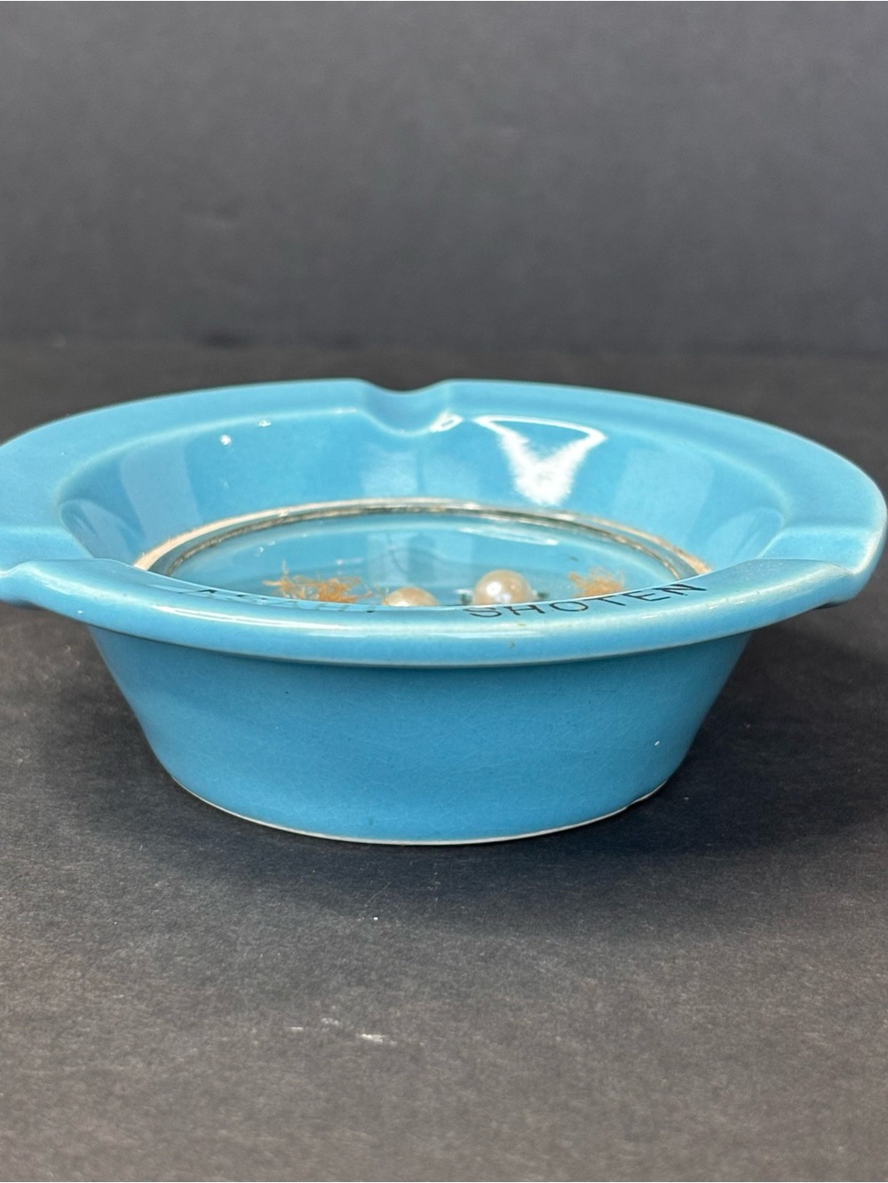 Vintage Asahi Shoten Blue Round Ceramic Ashtray with Shell Diorama & Pearls - Picture 4 of 6